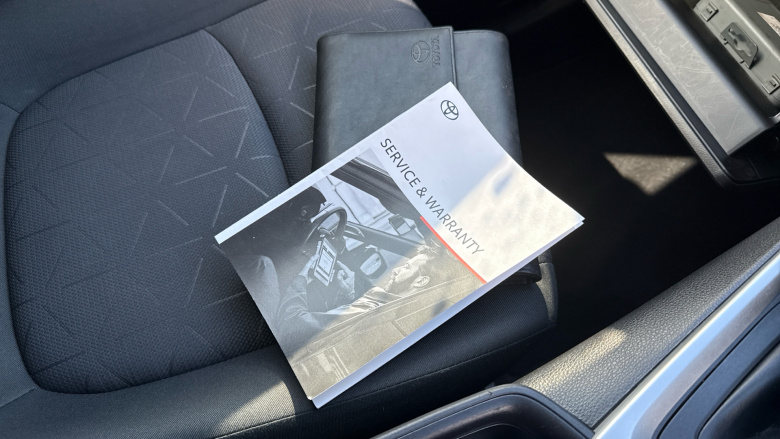 Toyota RAV4 2.5 VVT-i Hybrid Design 5dr CVT 2WD Hybrid Estate